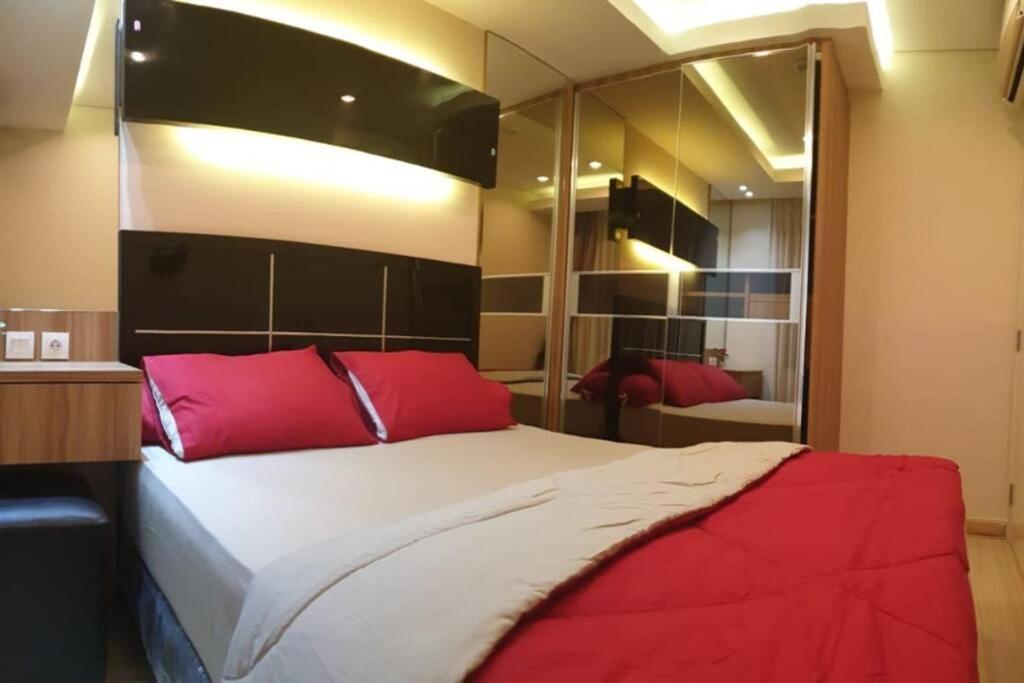 1 Bedroom Apartment Near Central Park Mall Jakarta Luaran gambar