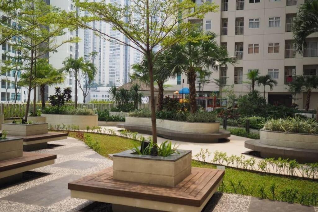 1 Bedroom Apartment Near Central Park Mall Jakarta Luaran gambar