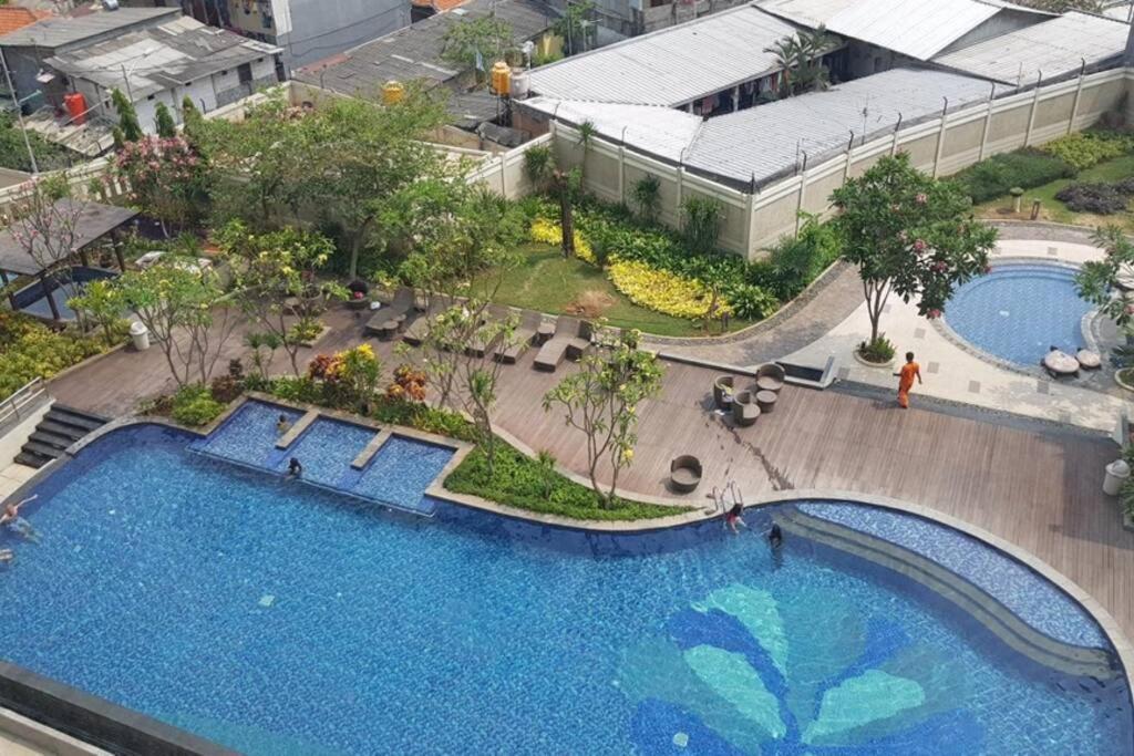 1 Bedroom Apartment Near Central Park Mall Jakarta Luaran gambar